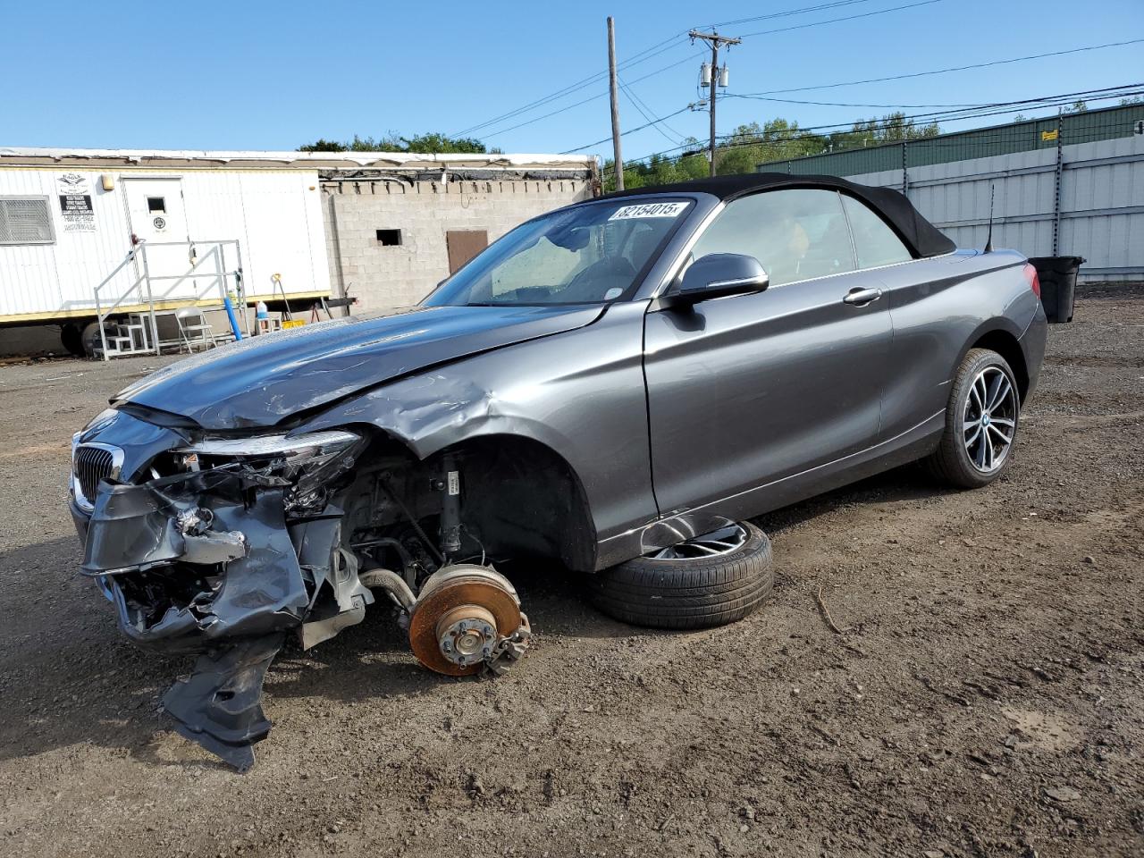 BMW 2 SERIES 230XI