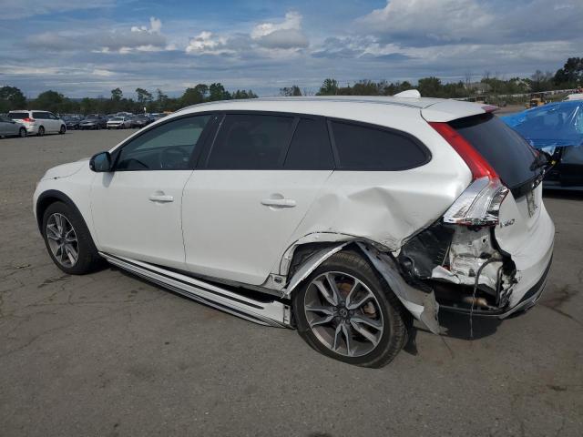 2017 VOLVO V60 CROSS COUNTRY PLATINUM YV440MWM7H1025077