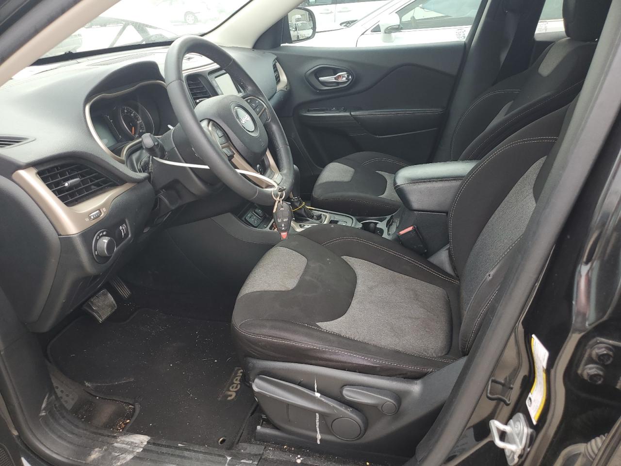 JEEP GRAND CHEROKEE SPORT