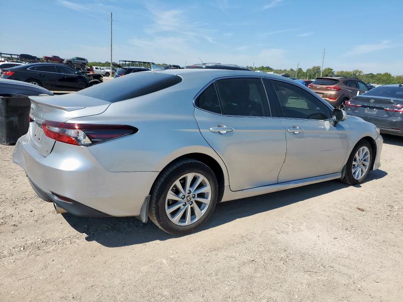 2022 TOYOTA CAMRY LE 4T1R11AK0NU058731