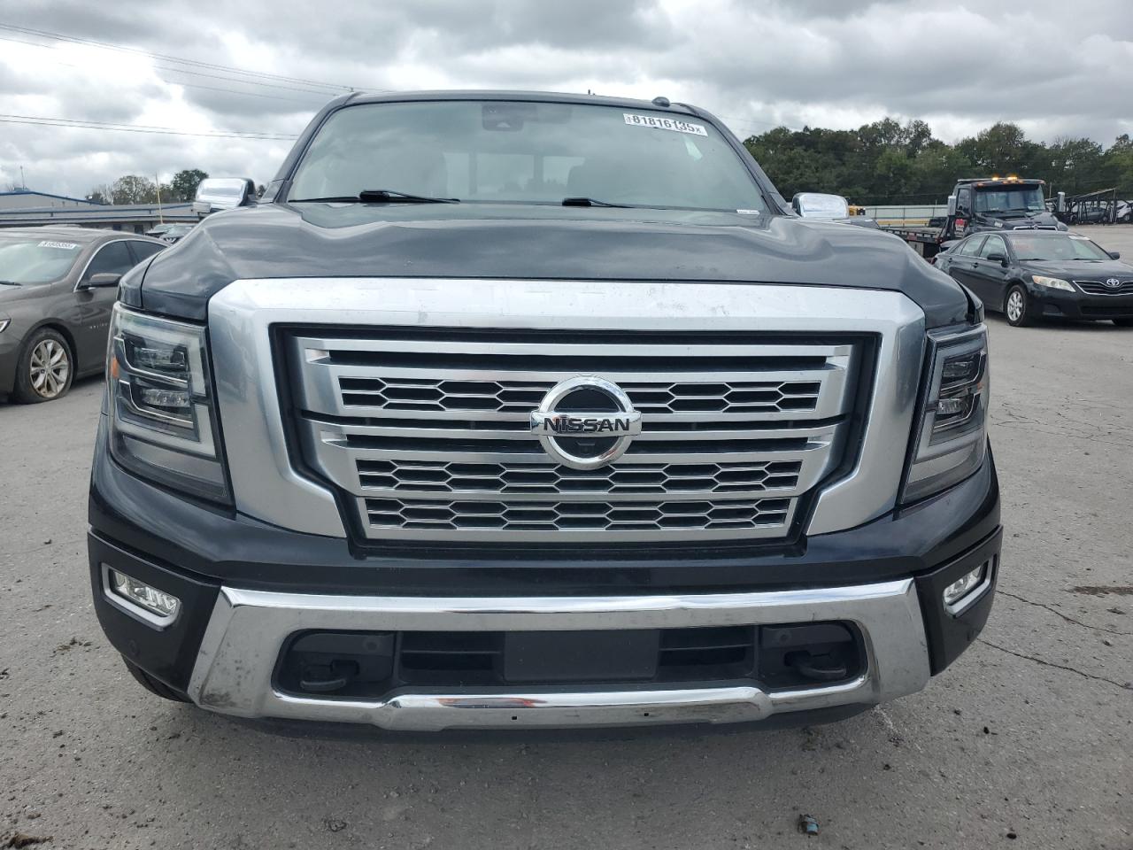 NISSAN TITAN SV