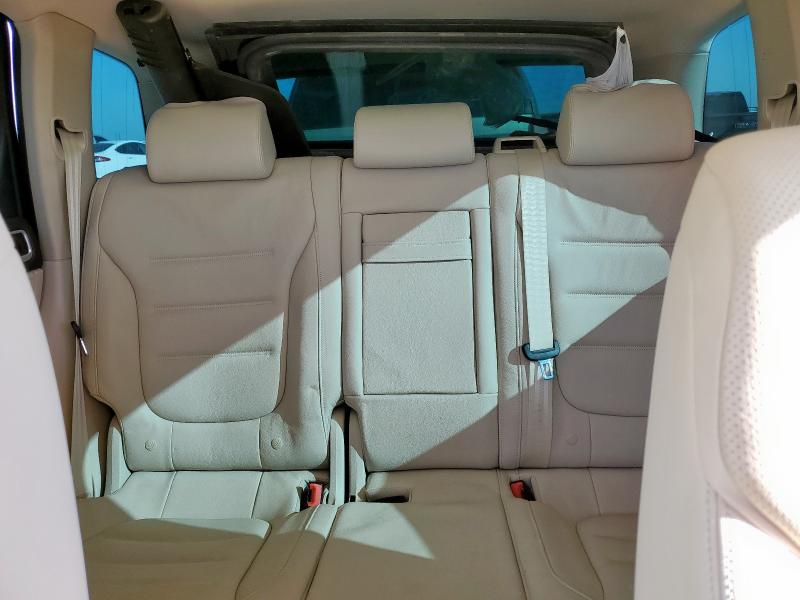 2016 VOLKSWAGEN TOUAREG SP WVGEF9BP2GD011101