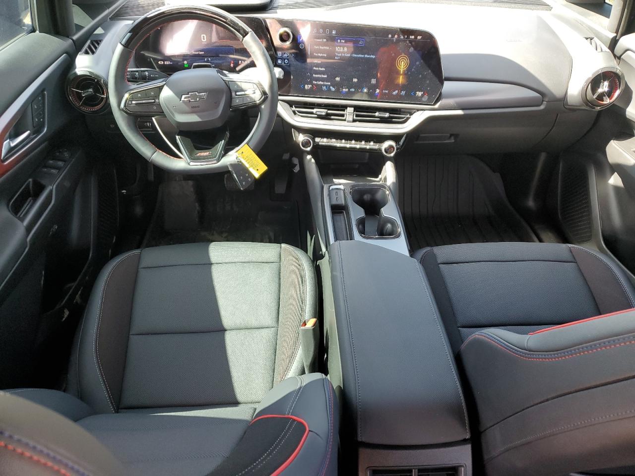 CHEVROLET EQUINOX RS