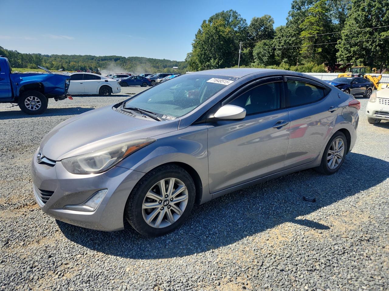 HYUNDAI ELANTRA SE