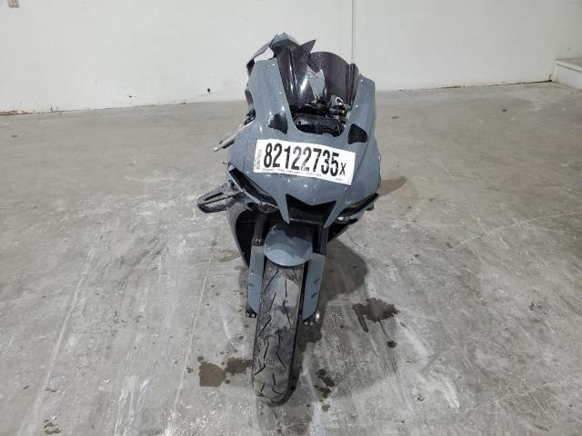 2023 YAMAHA YZFR1 JYARN66EXPA003292