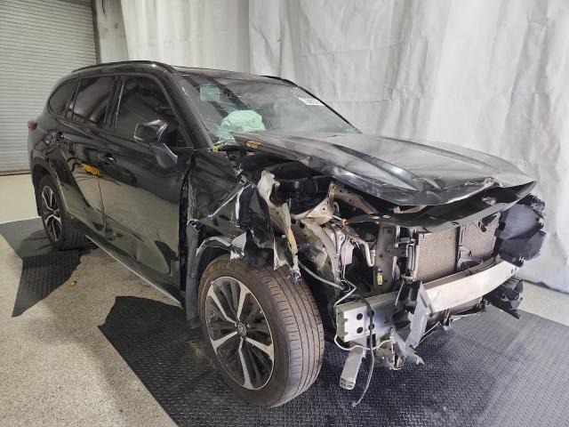 2022 TOYOTA HIGHLANDER XSE 5TDJZRBH2NS190633