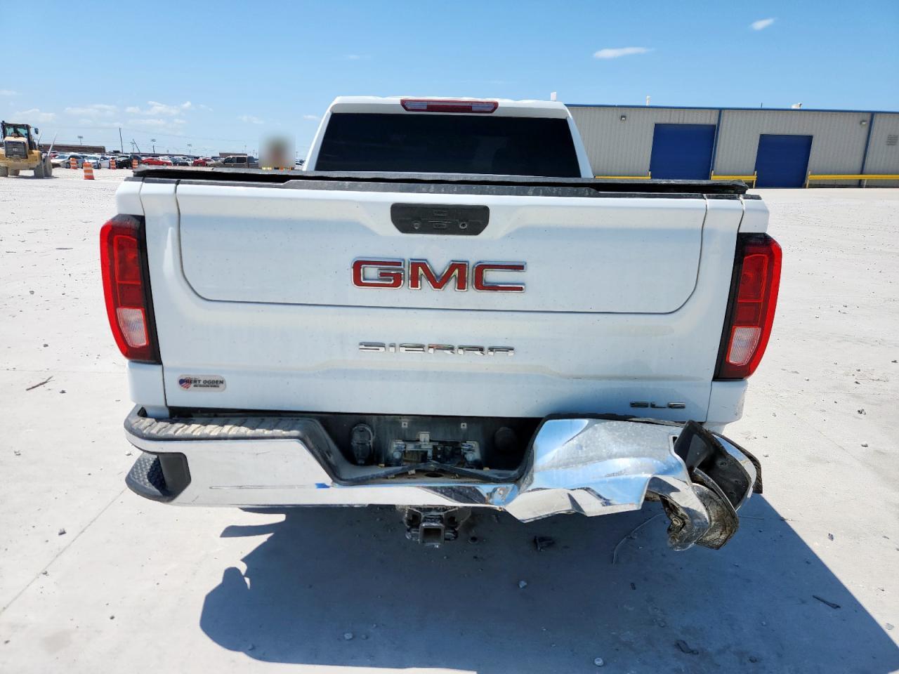 GMC SIERRA C1500 SLE