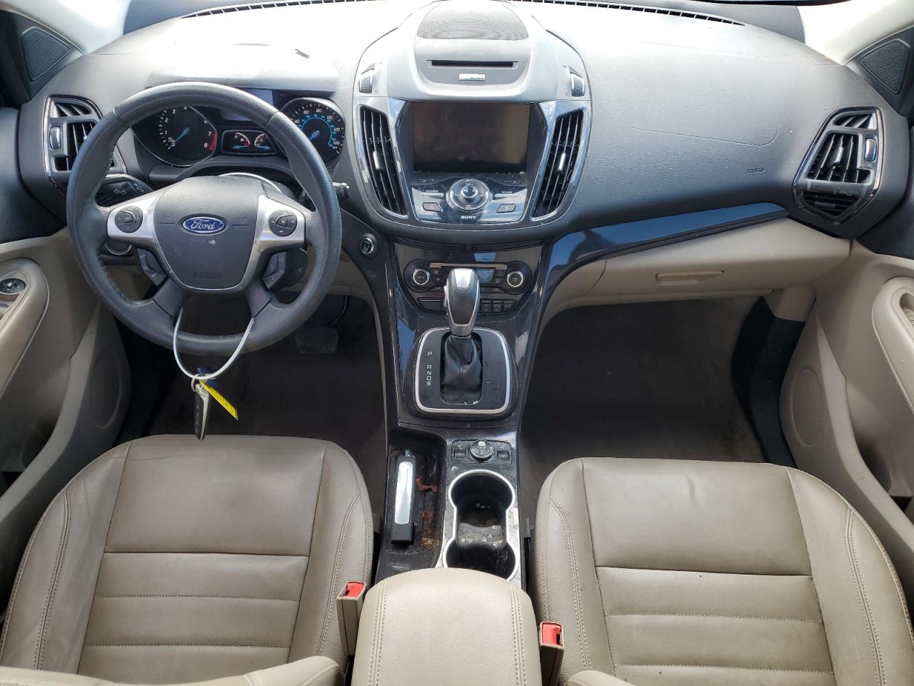 FORD ESCAPE TITANIUM