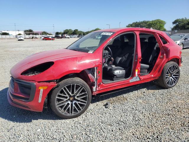 PORSCHE MACAN BASE