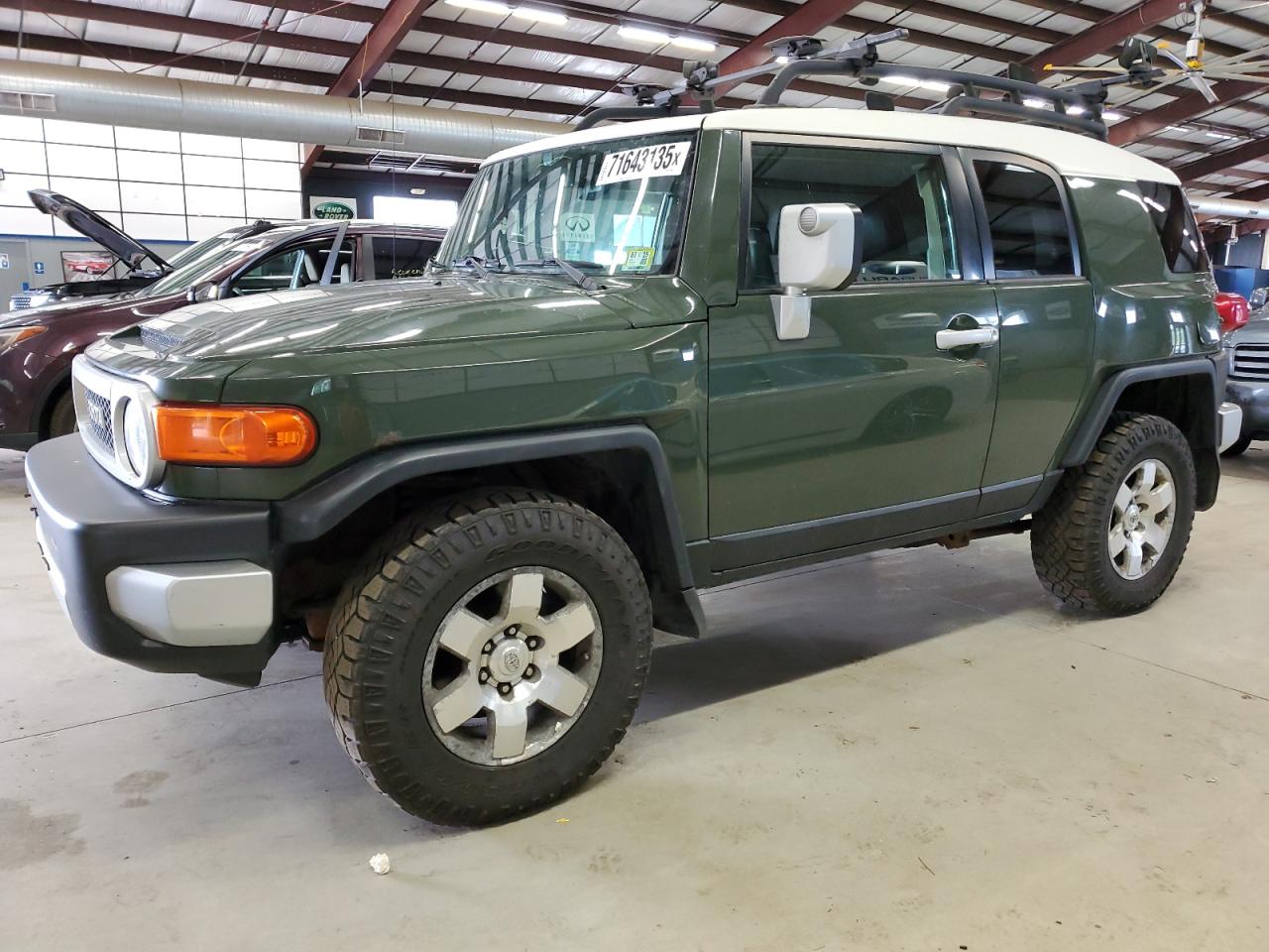 TOYOTA FJ CRUISER