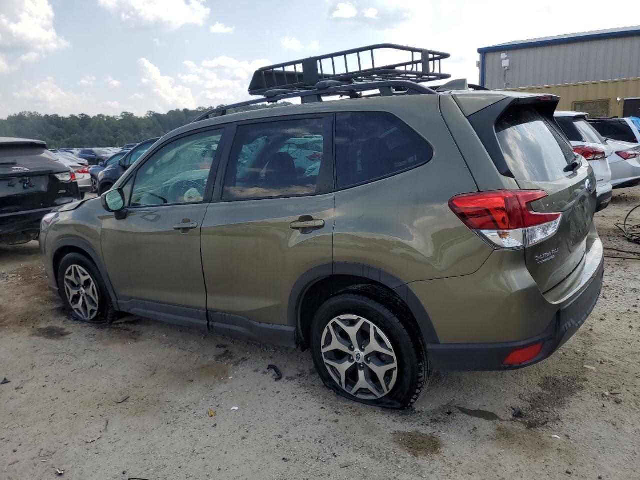 SUBARU FORESTER PREMIUM