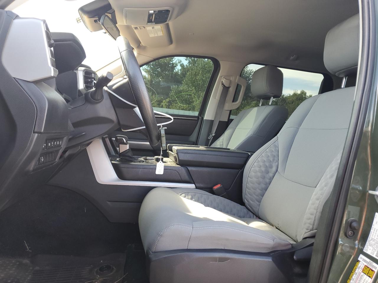 TOYOTA TUNDRA CREWMAX SR