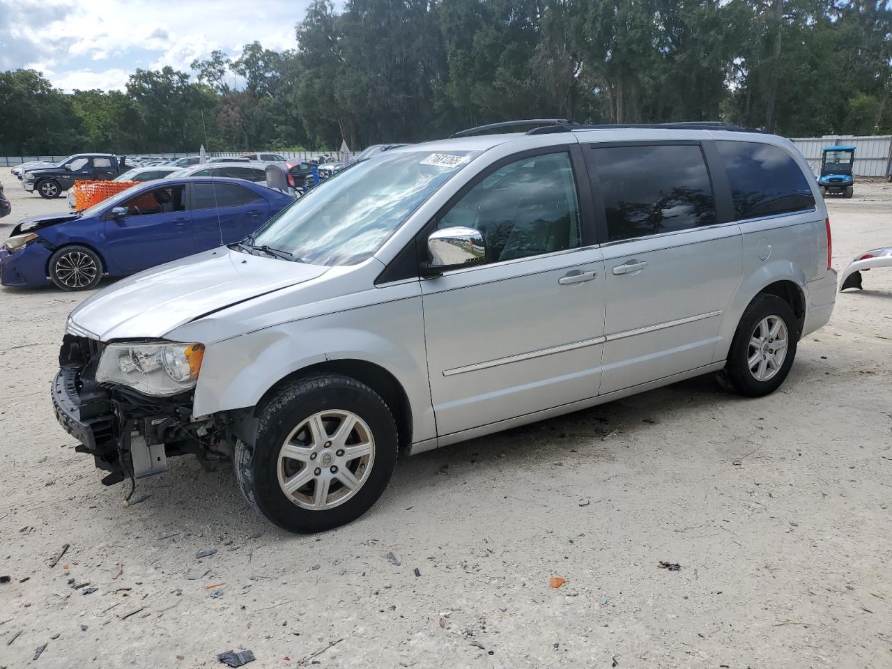 CHRYSLER TOWN & COUNTRY TOURING