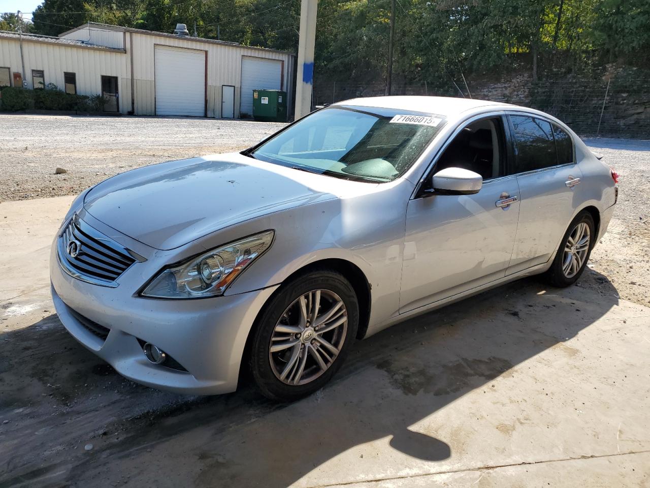 INFINITI G37 BASE