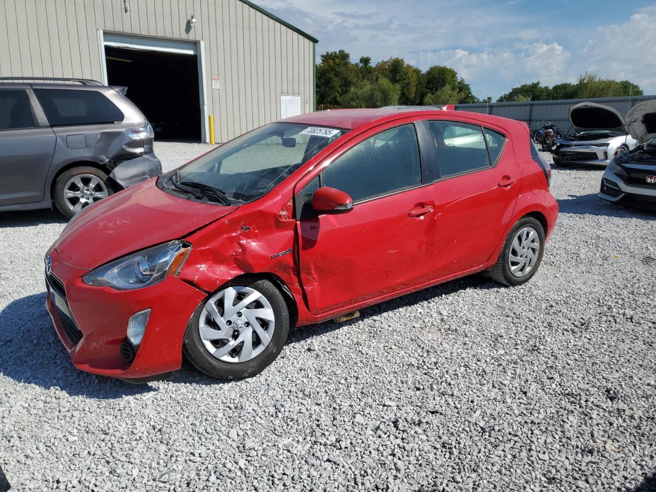 TOYOTA PRIUS C