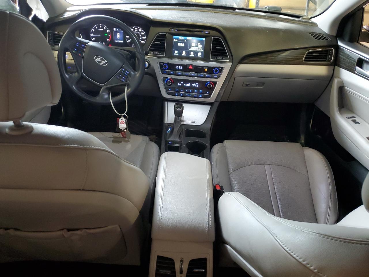 HYUNDAI SONATA SPORT