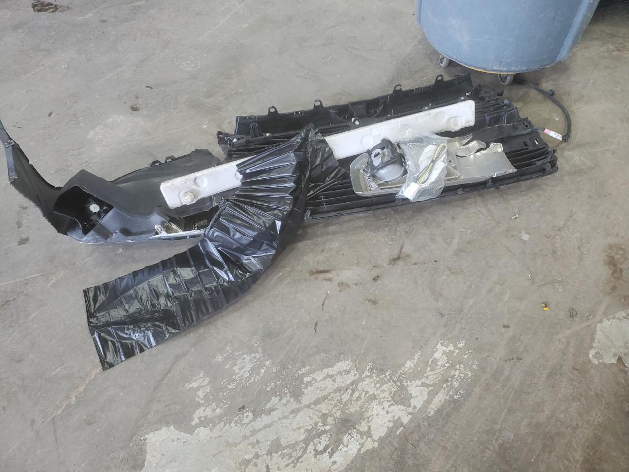 TOYOTA 4RUNNER SR5/SR5 PREMIUM