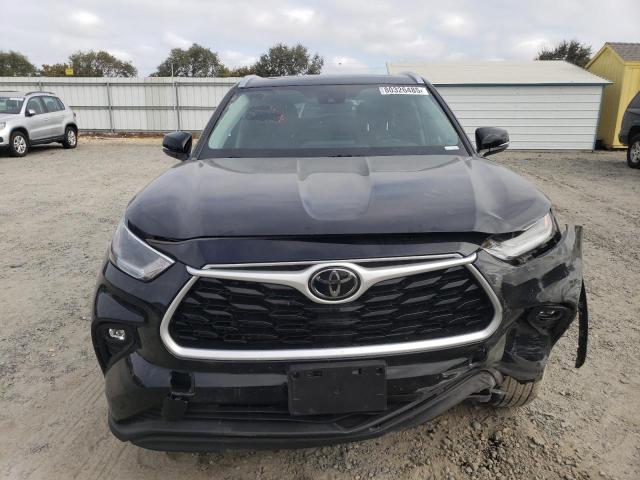 2021 TOYOTA HIGHLANDER XLE 5TDGZRBH1MS543324