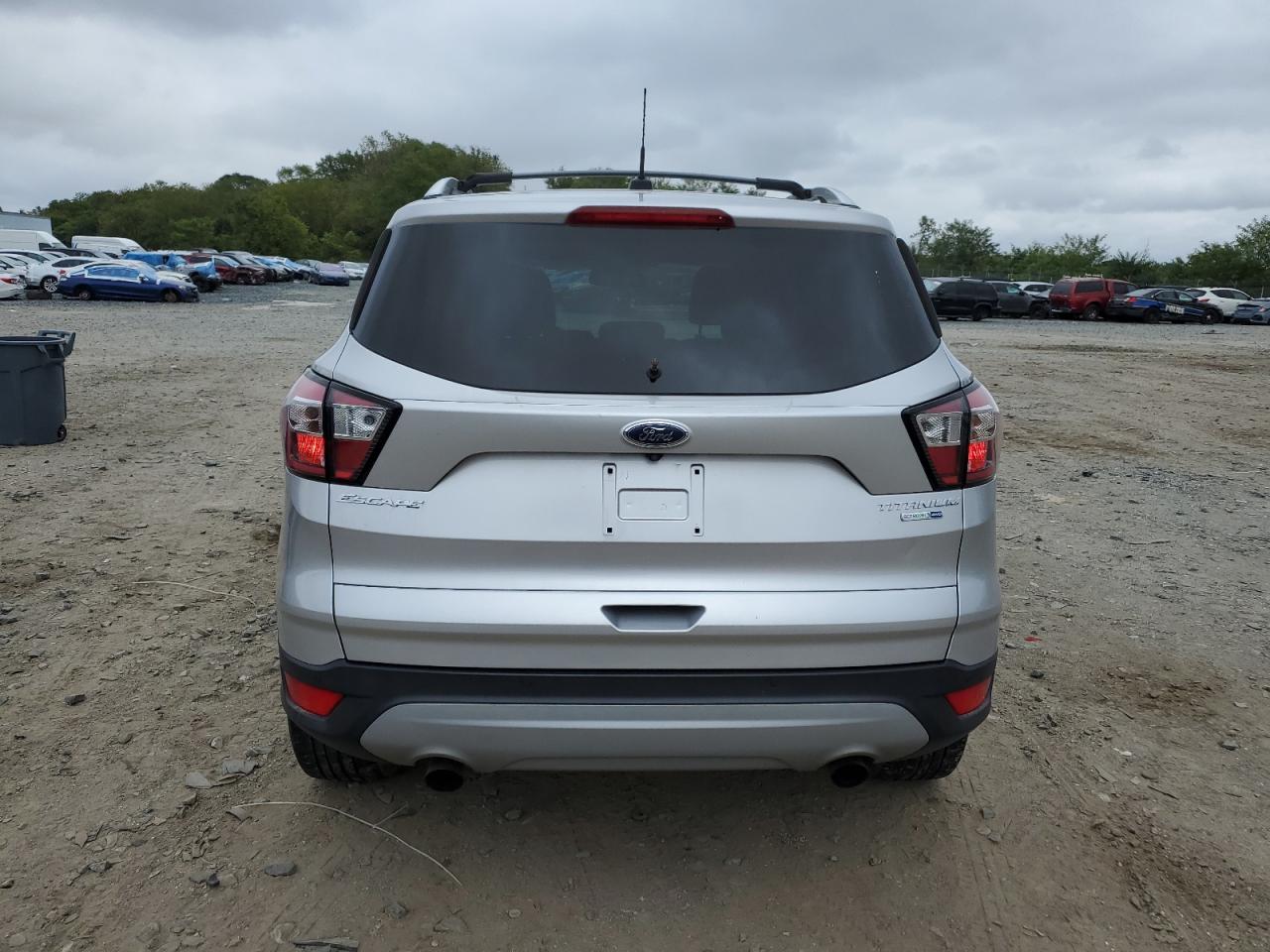 FORD ESCAPE TITANIUM