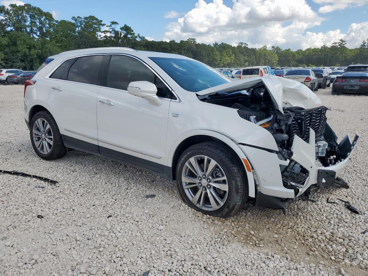 CADILLAC XT5 PREMIUM LUXURY