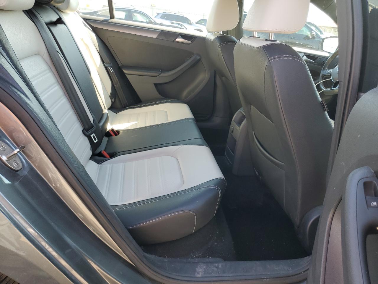 VOLKSWAGEN JETTA SPORT