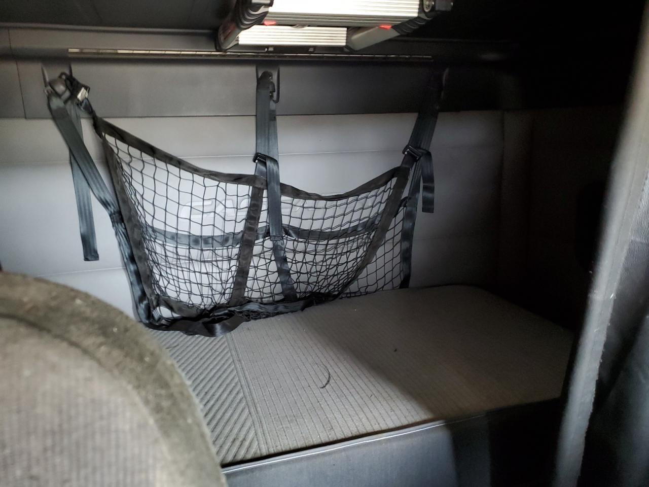 Lot #3278722629 2020 FREIGHTLINER CASCADIA 1