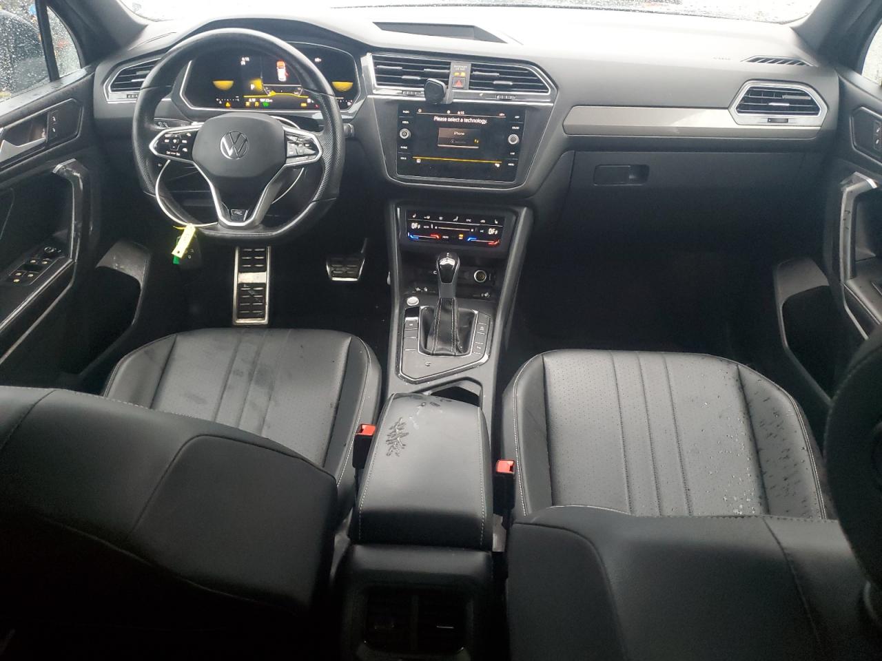 VOLKSWAGEN TIGUAN SE R-LINE BLACK