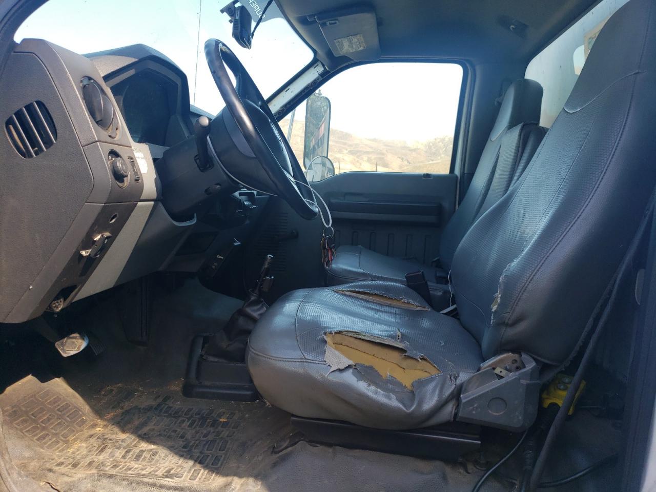 FORD F-750 SUPER DUTY