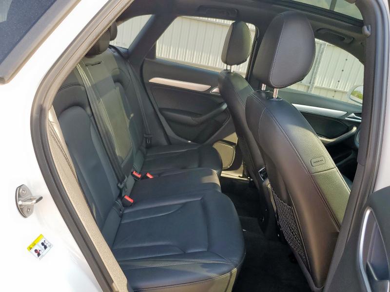 2018 AUDI Q3 PREMIUM WA1BCCFS1JR029850