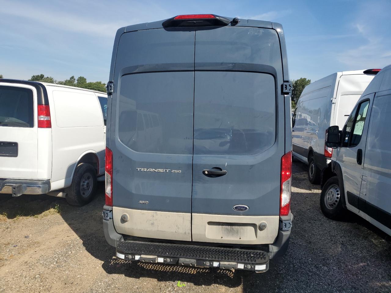 FORD TRANSIT T-250
