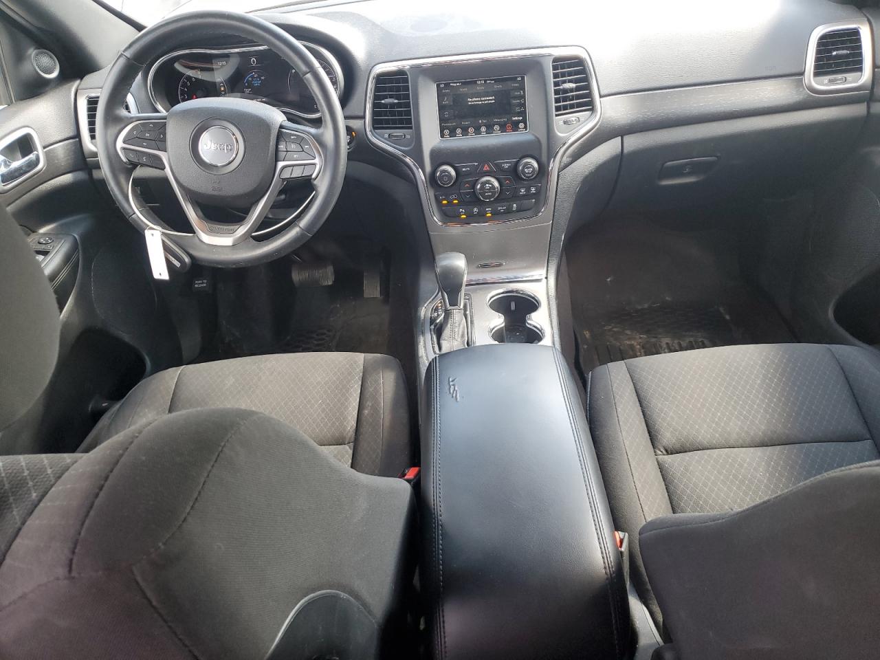 JEEP GRAND CHEROKEE LAREDO