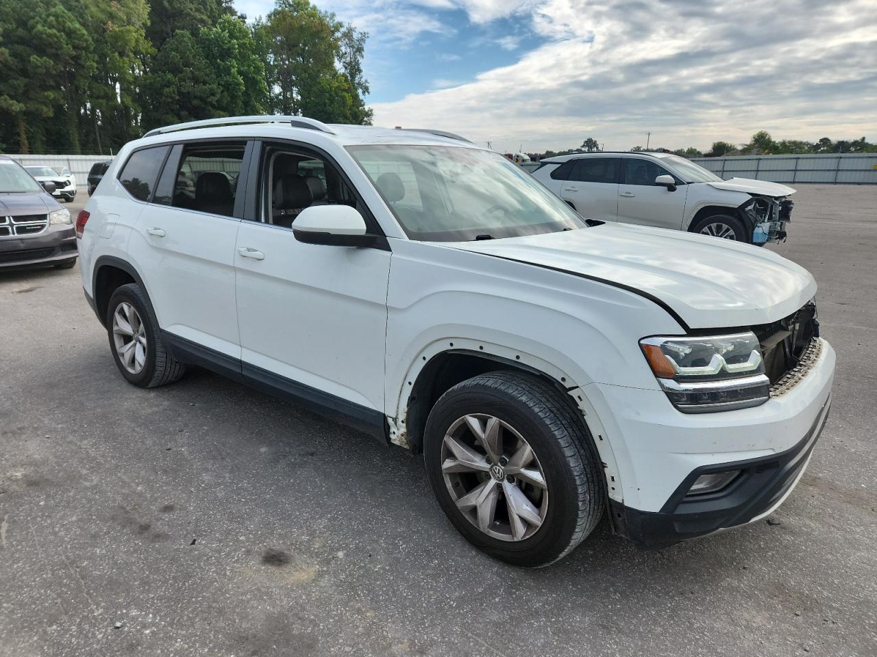 VOLKSWAGEN ATLAS SE
