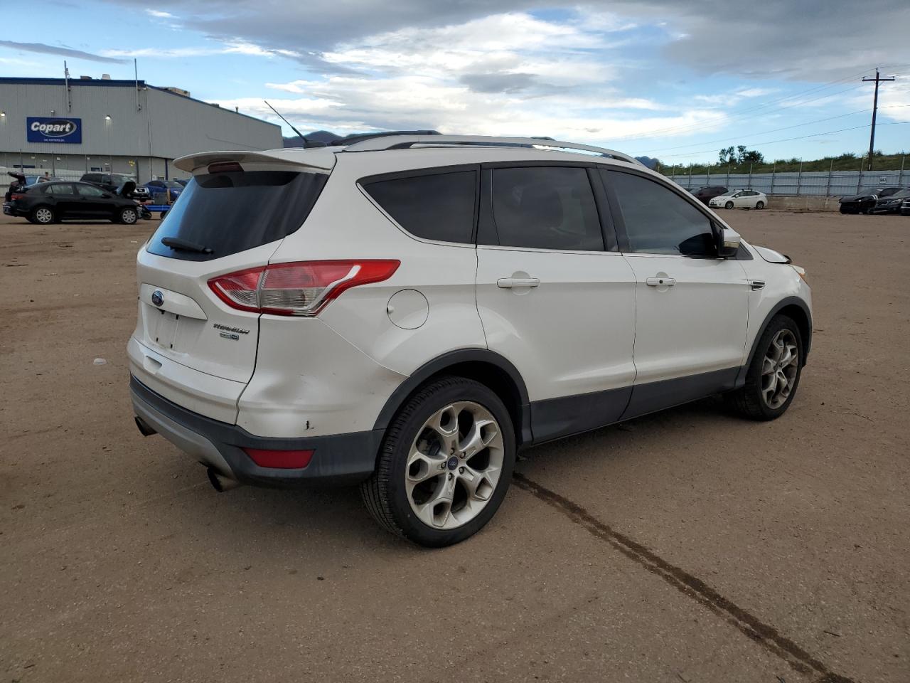 FORD ESCAPE TITANIUM