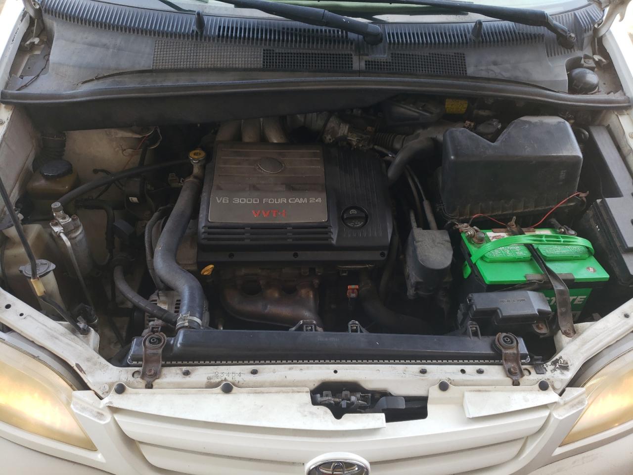 Lot #3257794003 2002 TOYOTA SIENNA LE