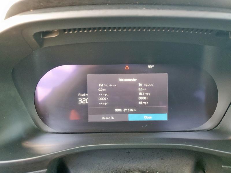 2024 VOLVO XC40 CORE YV4L12UK4R2285656