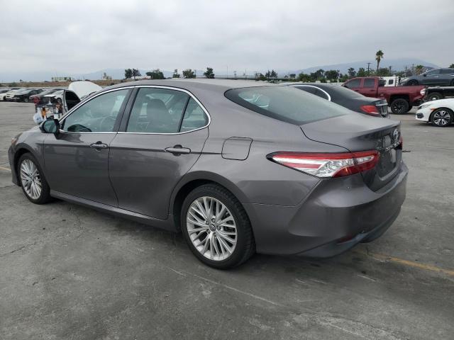2018 TOYOTA CAMRY L 4T1B11HK2JU029832