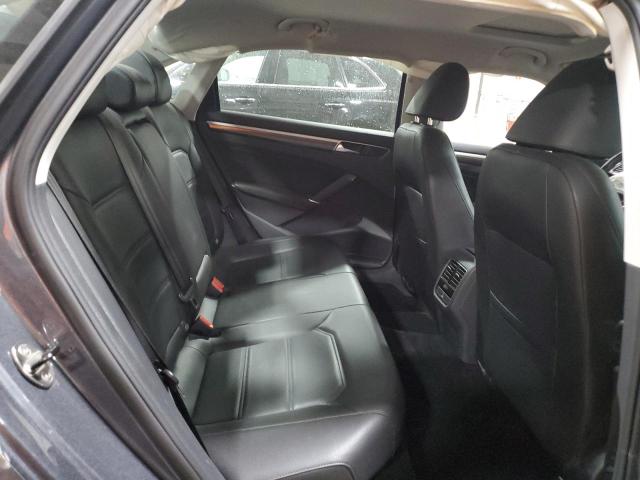 2017 VOLKSWAGEN PASSAT SE 1VWBT7A37HC065467