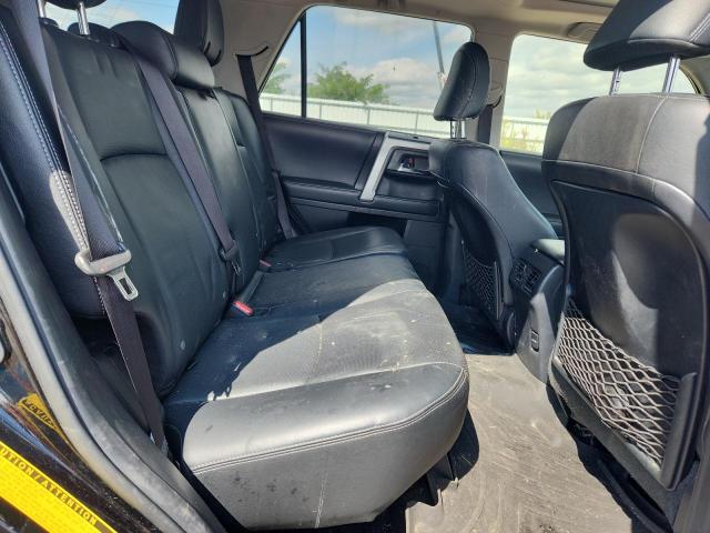 2018 TOYOTA 4RUNNER SR JTEBU5JR7J5532434