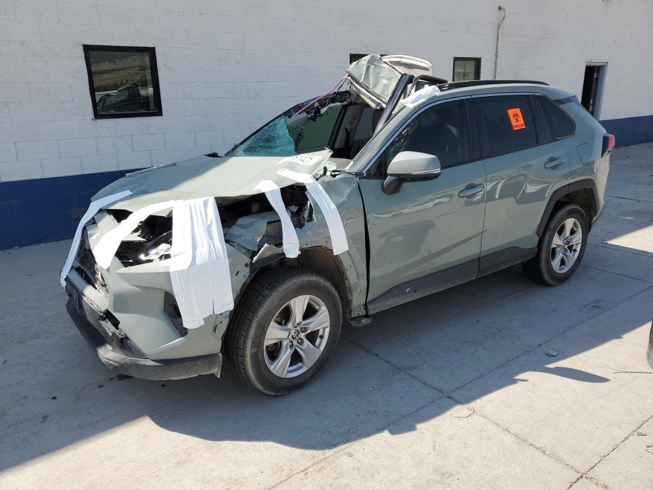 TOYOTA RAV4 XLE