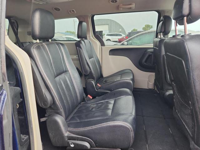 2014 CHRYSLER TOWN & COU - 2C4RC1BG1ER398279