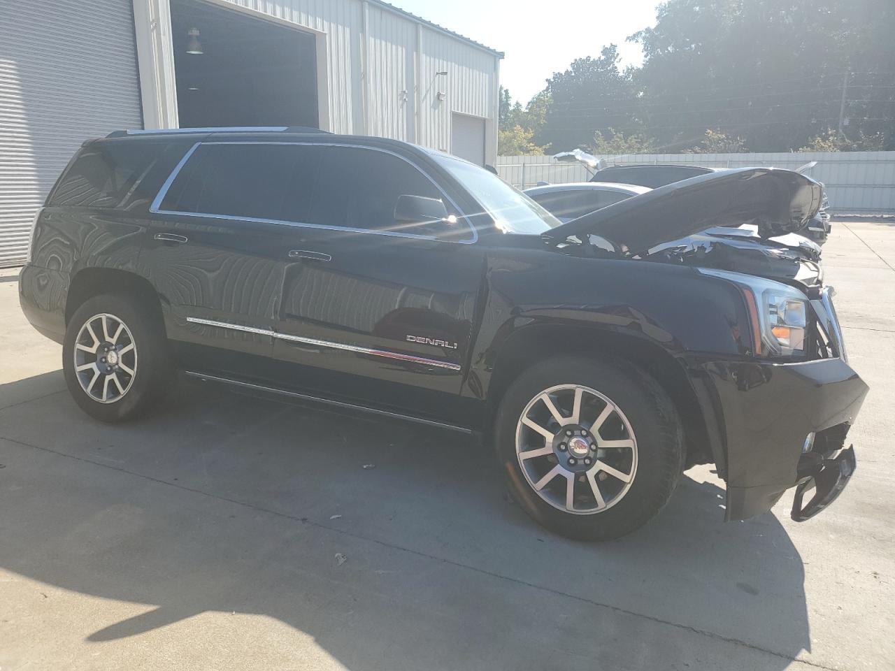 GMC YUKON DENALI