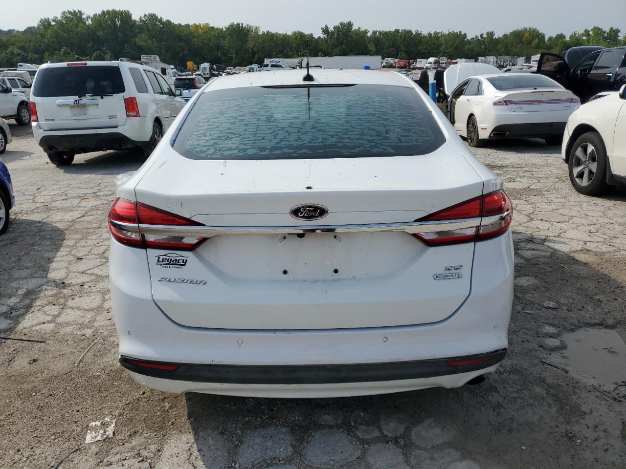 FORD FUSION SE
