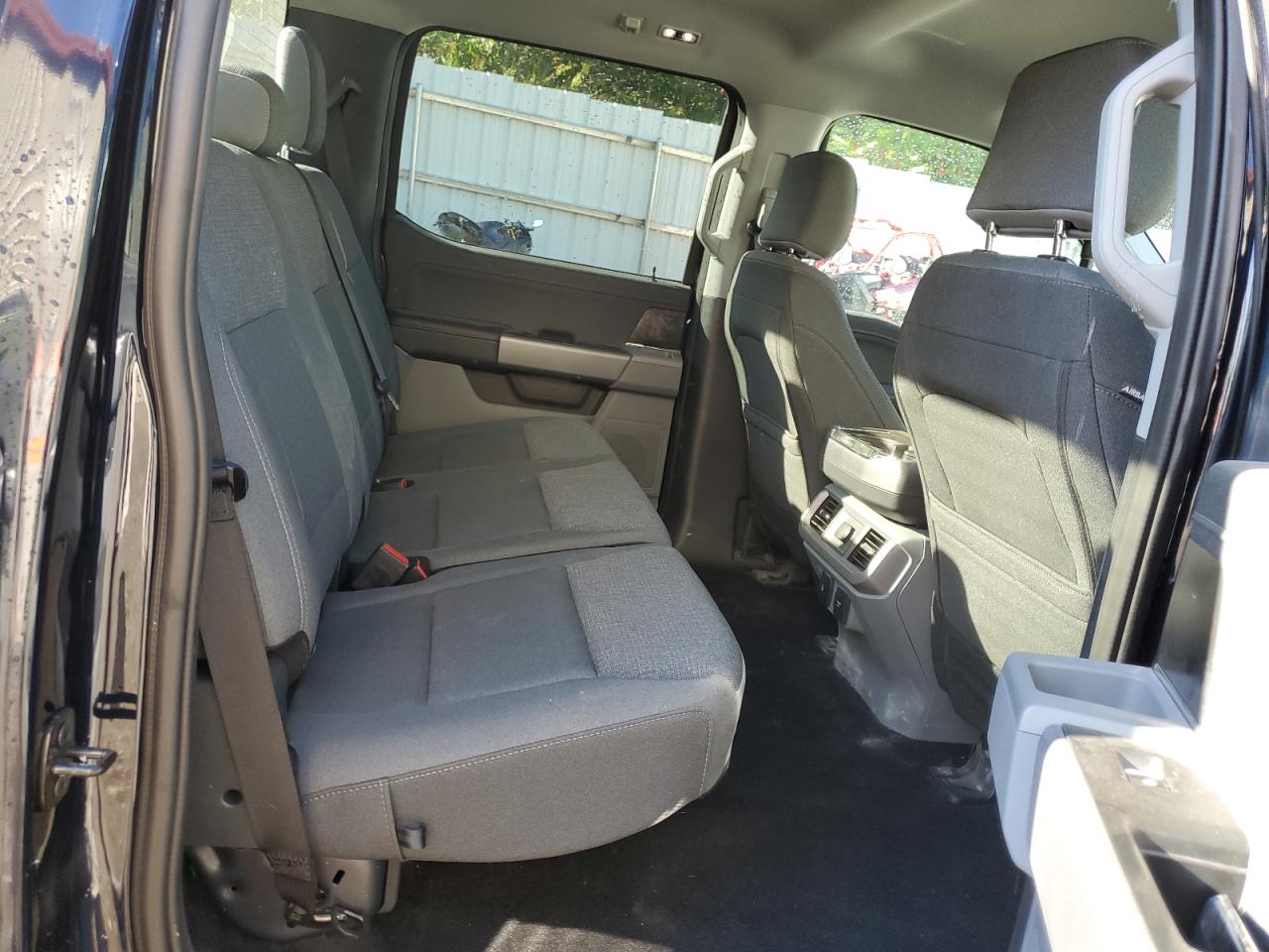 FORD F-150 LIGHTNING XLT