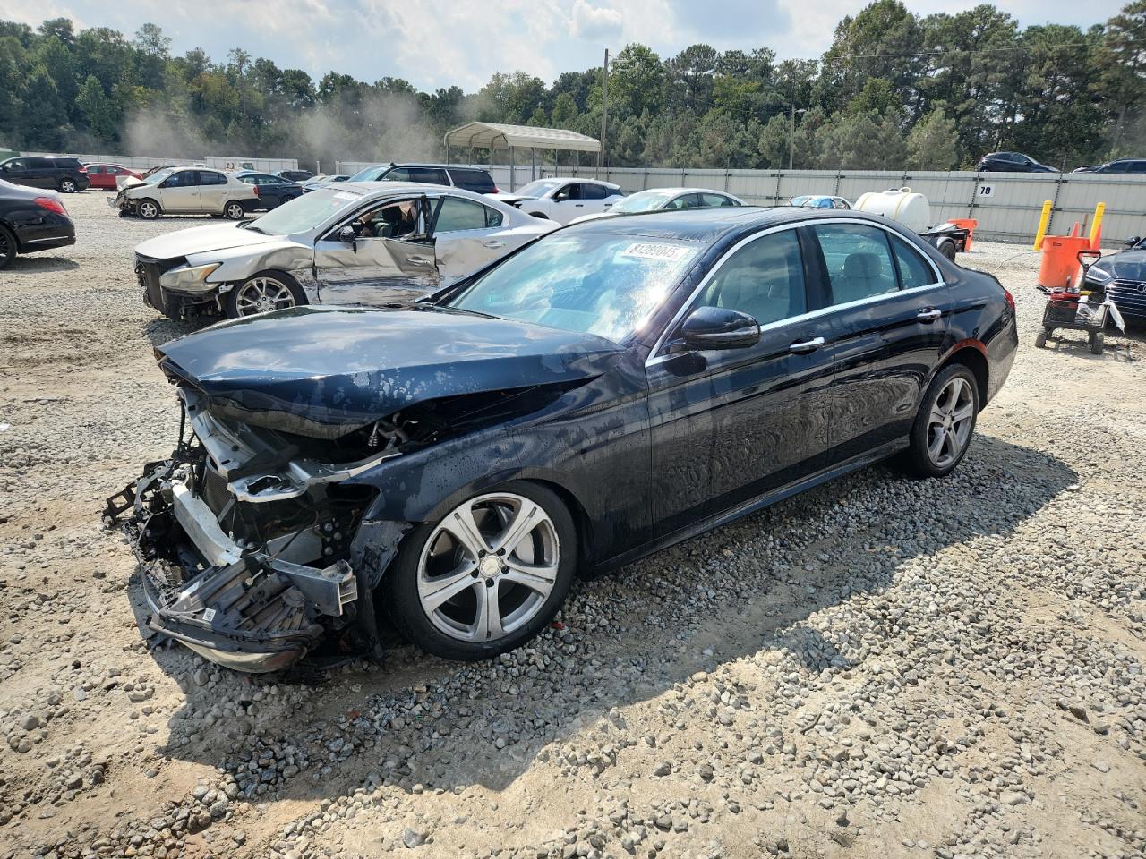 MERCEDES-BENZ E-CLASS 300