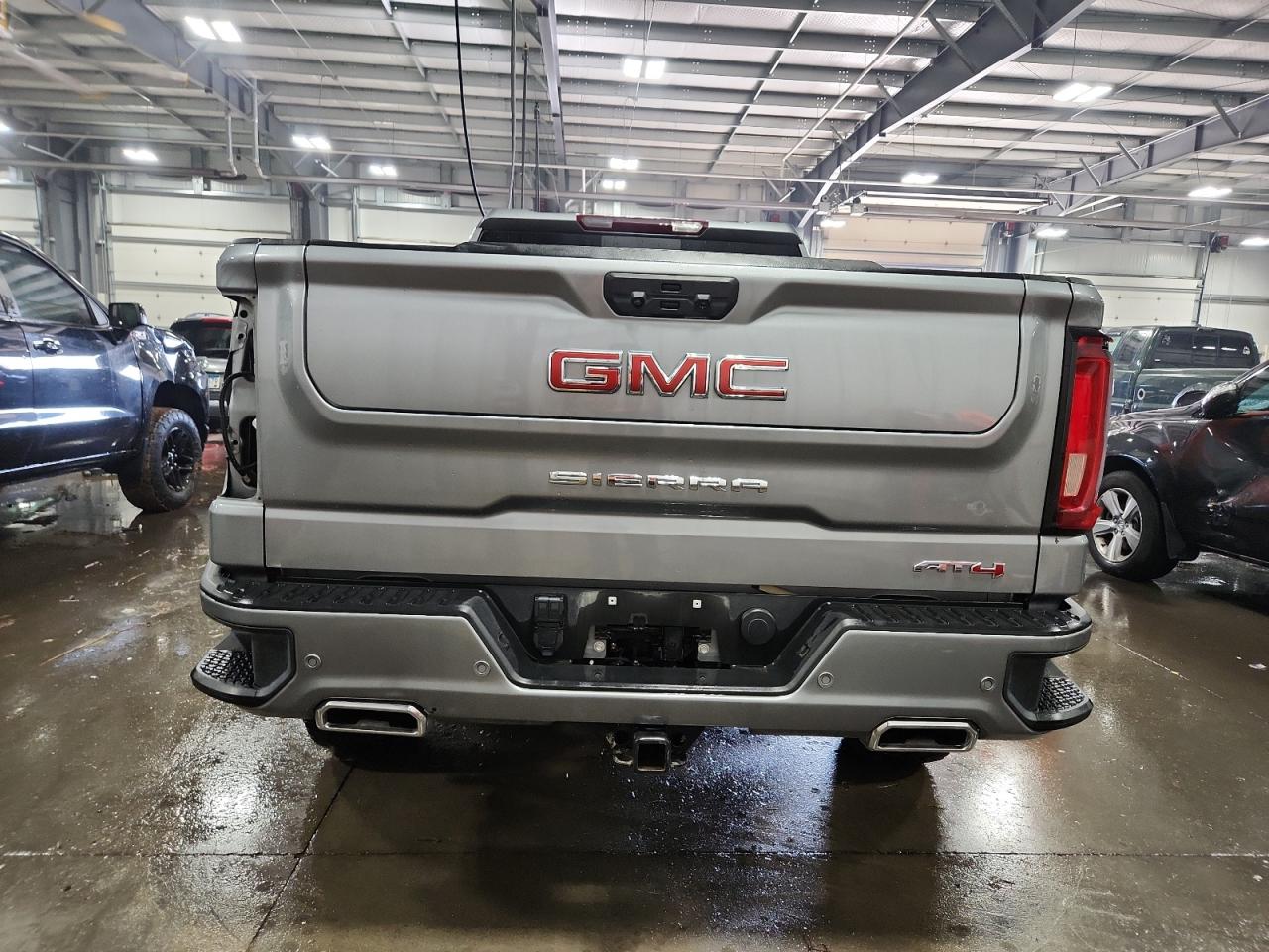 GMC SIERRA K1500 AT4