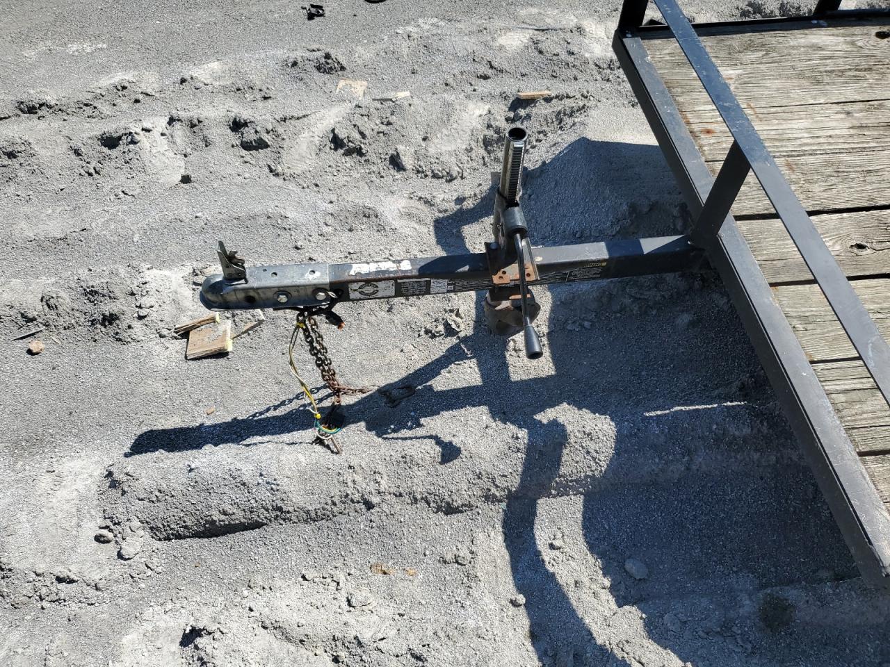 Lot #3296509691 2005 CARY 1 AXEL