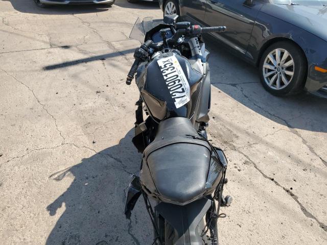 2025 KAWASAKI EX650 R ML5EXER16SDAD8539