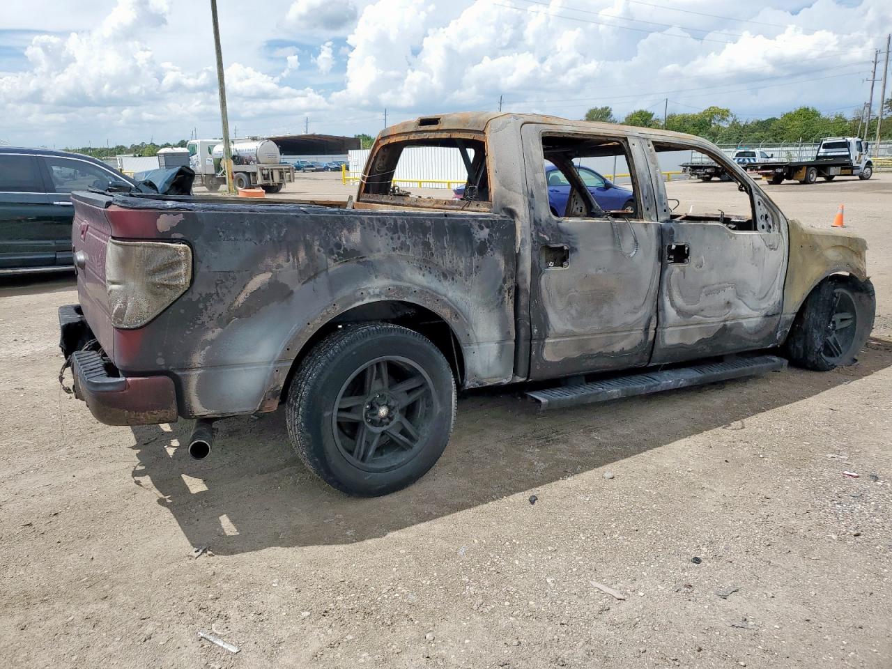 FORD F-150 SUPERCREW