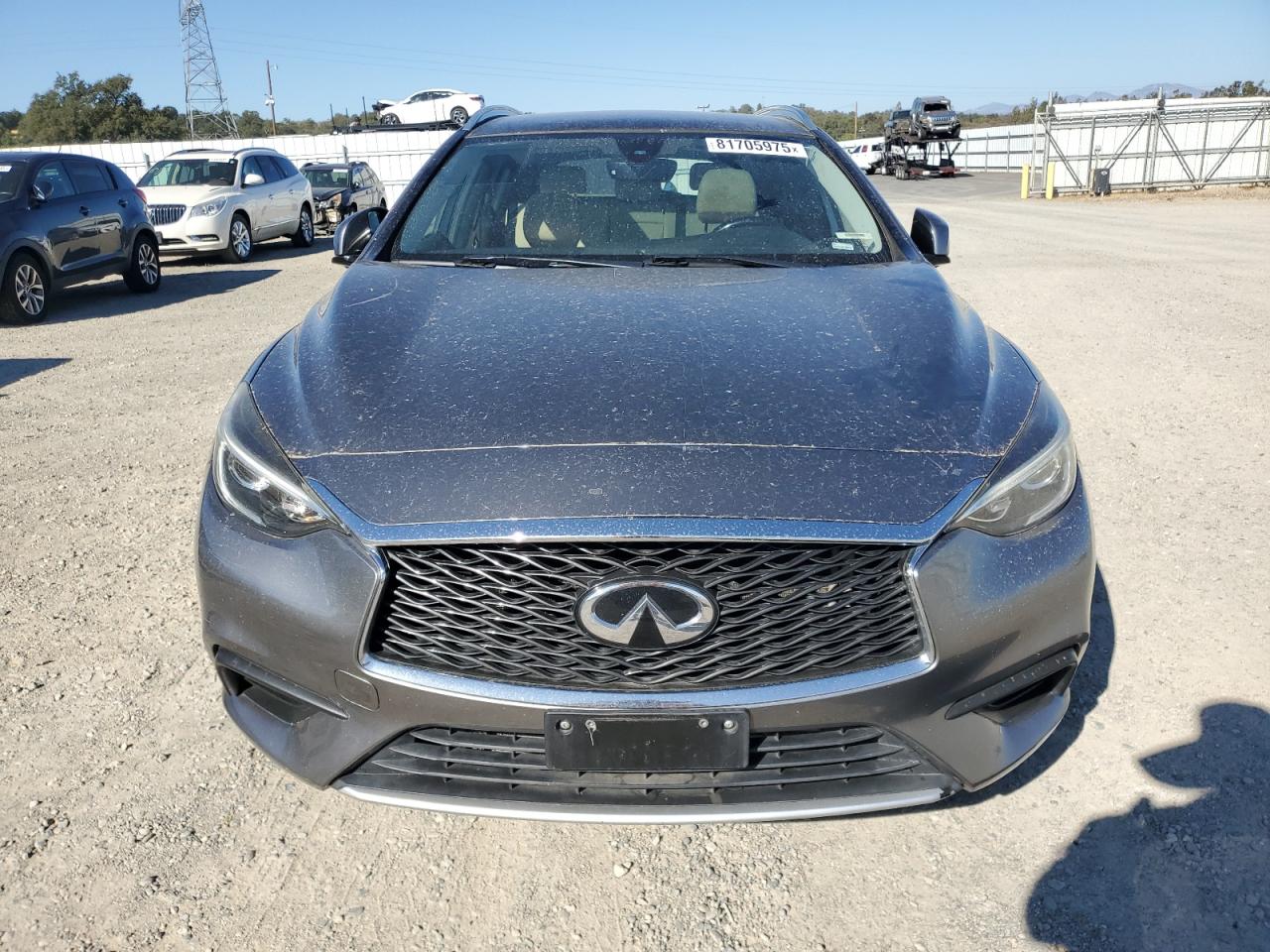 INFINITI QX30 PURE