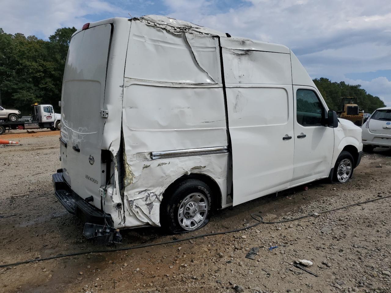 NISSAN NV2500 2500 S